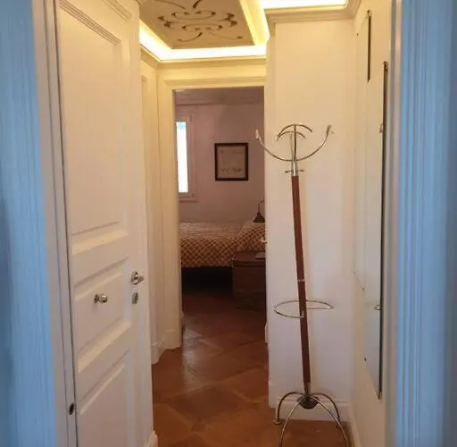 Sunset With View In Apartman